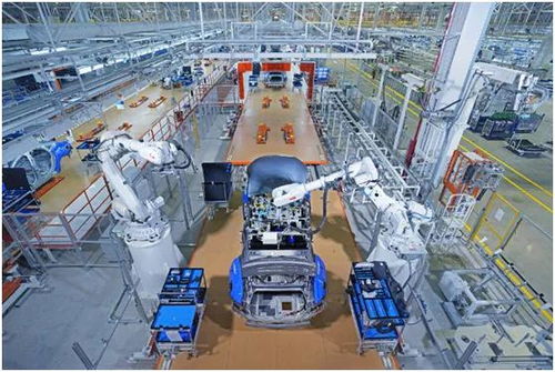 我帶了一幫粉絲 潛入 小鵬工廠 原來中國汽車是這么造出來的