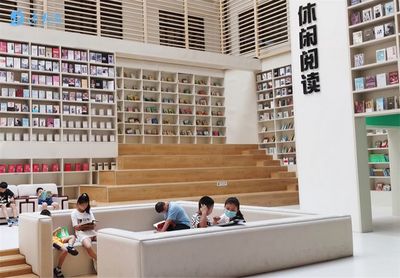 新華日?qǐng)?bào)頭版聚焦宿遷 文化強(qiáng)市 '好戲連臺(tái)'，圖書(shū)出租創(chuàng)新服務(wù)模式